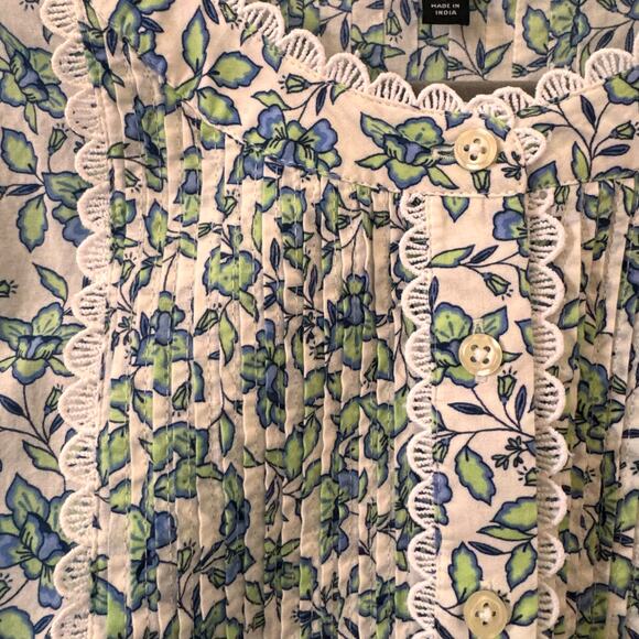 Talbots Scallop Lace Trim Top in Blooming "Daffodils" Floral Size Large - Picture 10 of 11